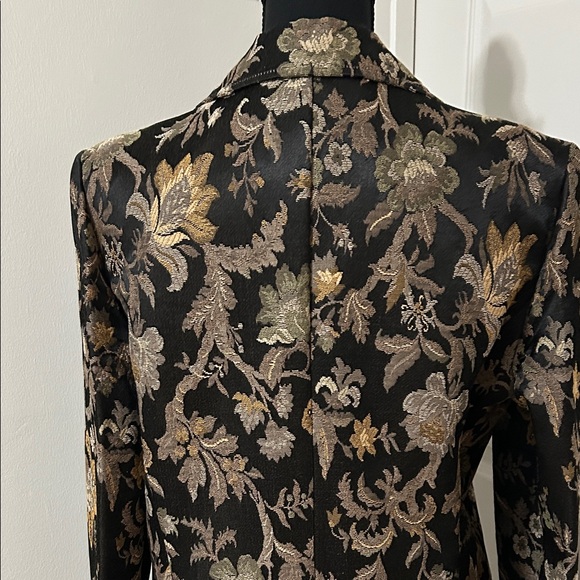 NWOT Newport News Black and Gold Jacket - Picture 6 of 8